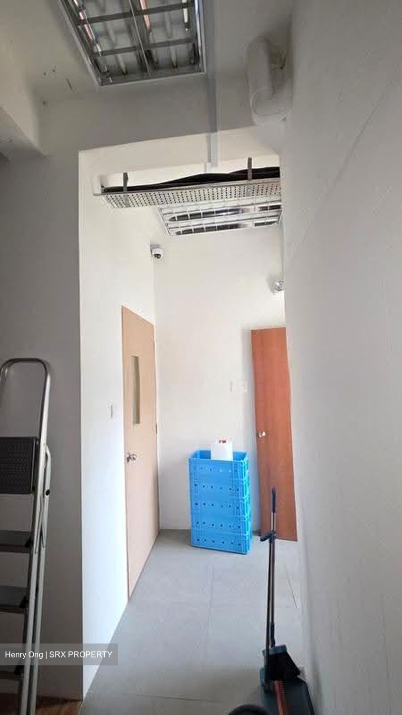 Yishun Ring Road (D27), Shop House #614493651